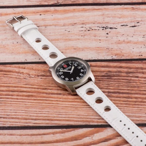 White 3-hole Croco Rally Bands - Image 2